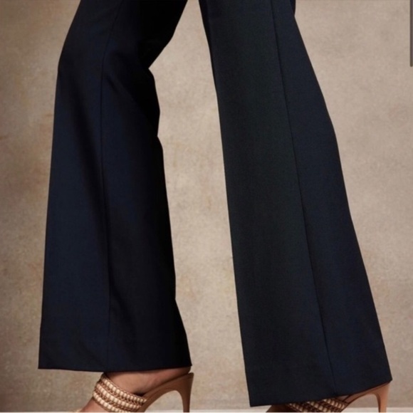 NWT! Banana Republic Navy Giovanna Sculpted Bootcut Pants 💛 - Picture 3 of 9